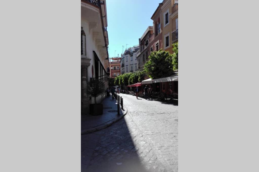 1 Minute From Cathedral. Feel The Heart Of Sevilla Eksteriør billede