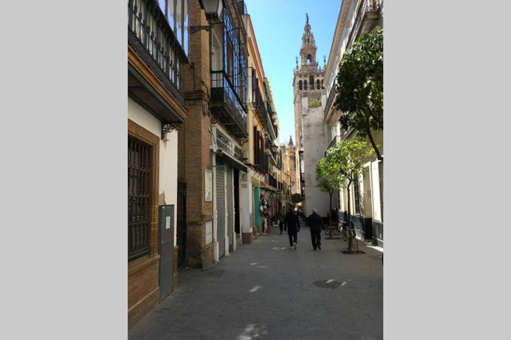 1 Minute From Cathedral. Feel The Heart Of Sevilla Eksteriør billede
